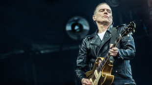 Bryan Adams torna in Italia con data unica al Teatro antico di Taormina il 30/6 2026