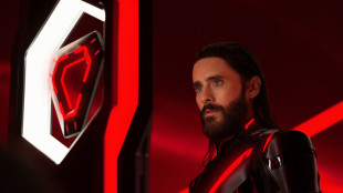 Tron: Ares, Leto guerriero in IA scopre il mondo reale