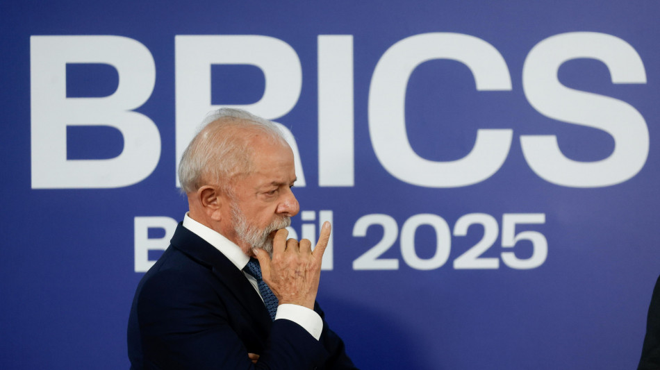 Lula a Trump, 'non &egrave; serio minacciare dazi a Paesi via web'