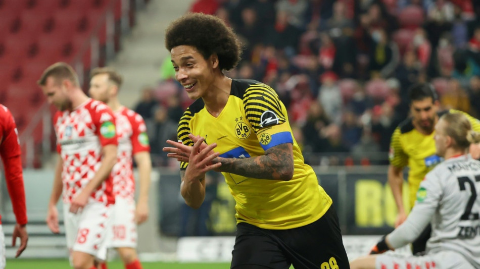 Witsel h&auml;lt Dortmund im Titelrennen 