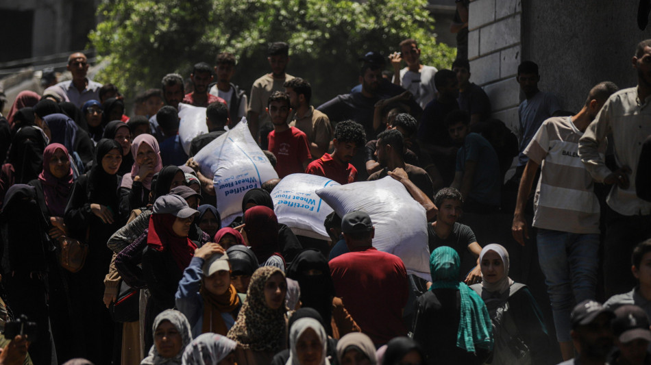 Protezione civile Gaza, 39 le vittime a distribuzione aiuti