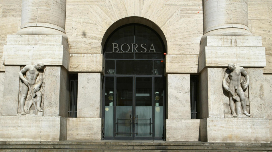 Borsa: Milano chiude in rialzo, Ftse Mib +0,51%