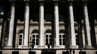 La Bourse de Paris va de l'avant, Alstom sur les rails