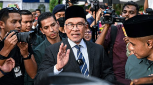 Malaisie: le r&eacute;formiste Anwar Ibrahim devient Premier ministre